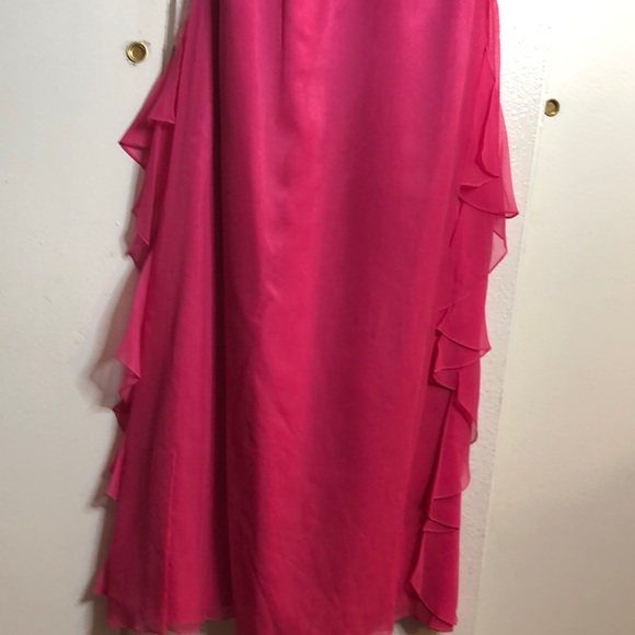 Pretty Pink Formal Gown Prom Dress - Picture 4 of 6